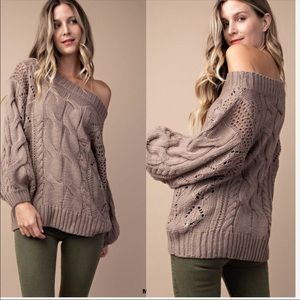 🆕 ALUNA LEVI OFF THE SHOULDER SWEATER